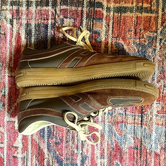 Men’s Hogan Leather and Suede Sneakers, size 9 - Picture 6 of 11